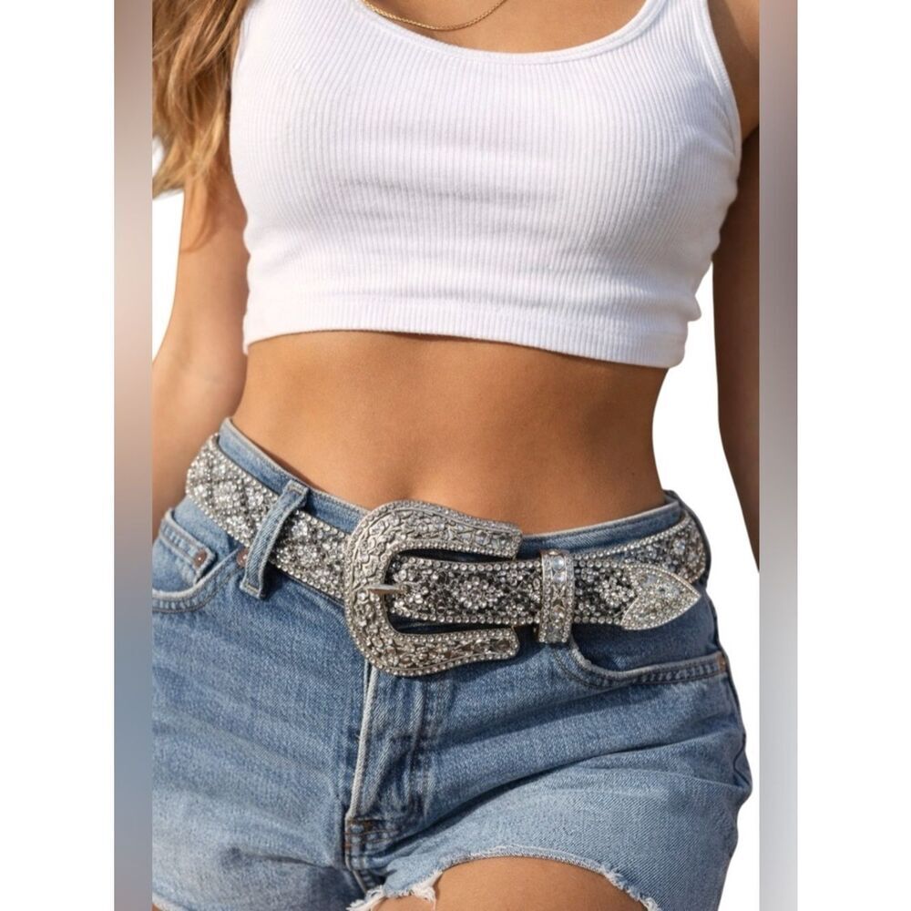 Rhinestone Western Belt Silver Engraved Buckle Crystal Studded Leather size S